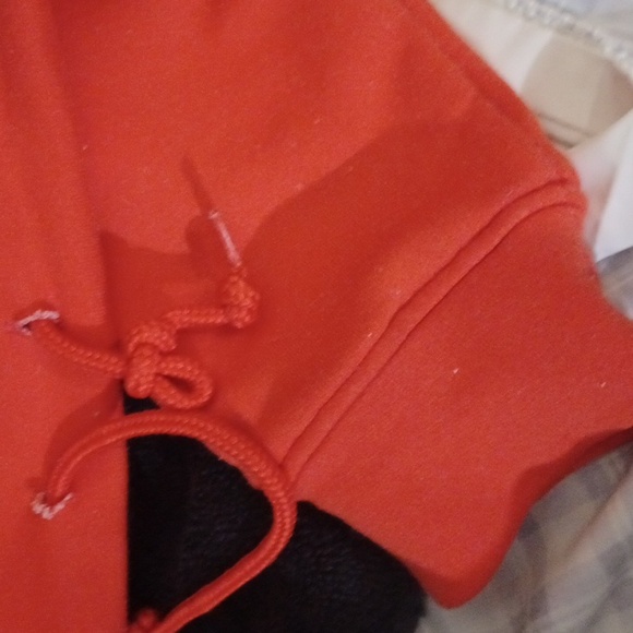 😀3/$12 Hollister short neon orange Hooded sweatshirt - Picture 3 of 6